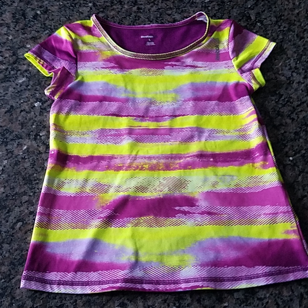 Girls Reebok workout shirt size large